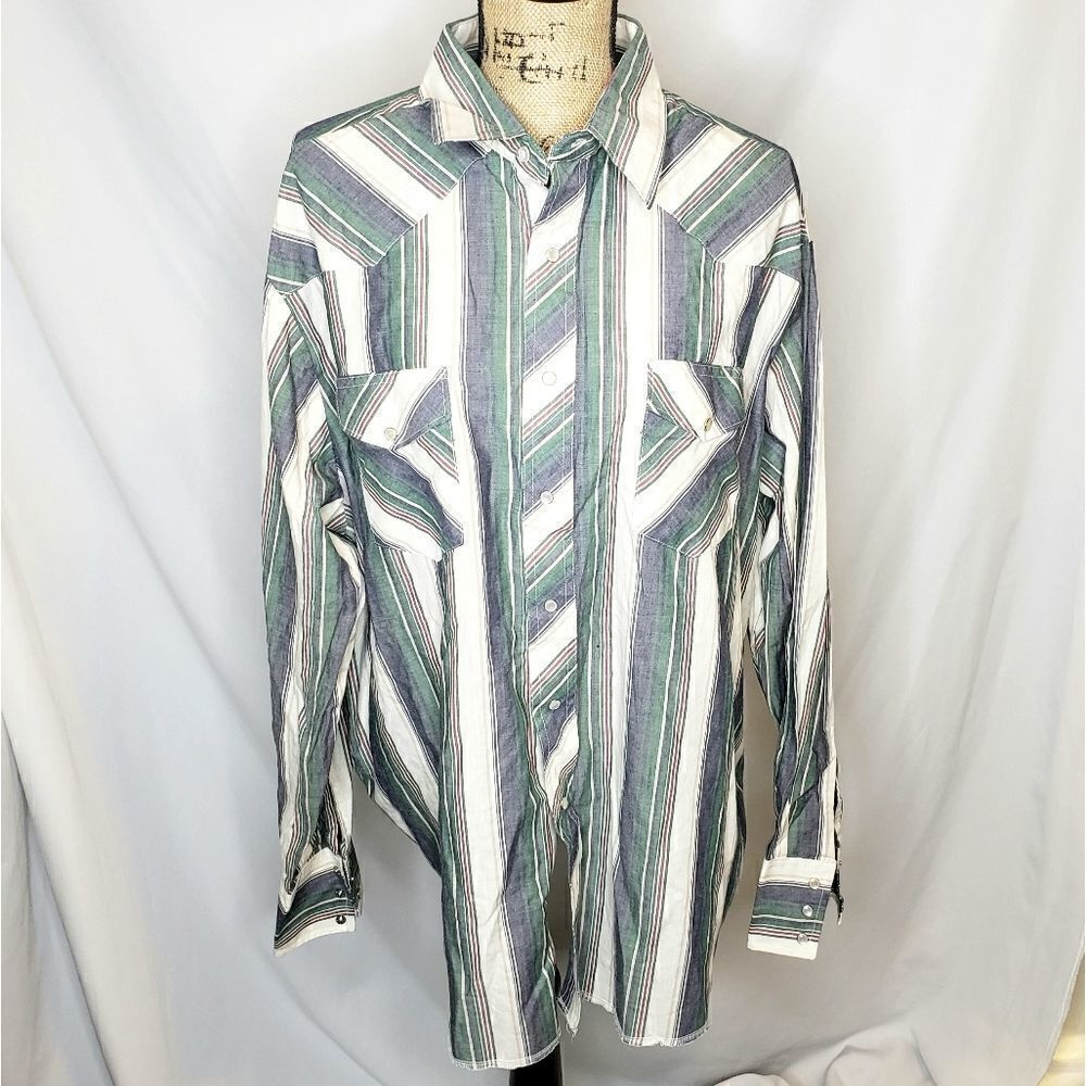 Wrangler | Vintage Striped Button Down Shirt